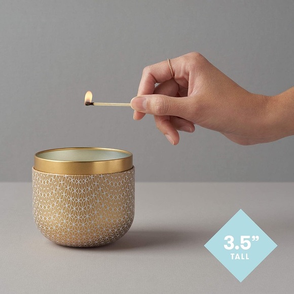 Capri Blue Candle 12.5 Oz Exotic Blossom & Basil - Picture 4 of 4